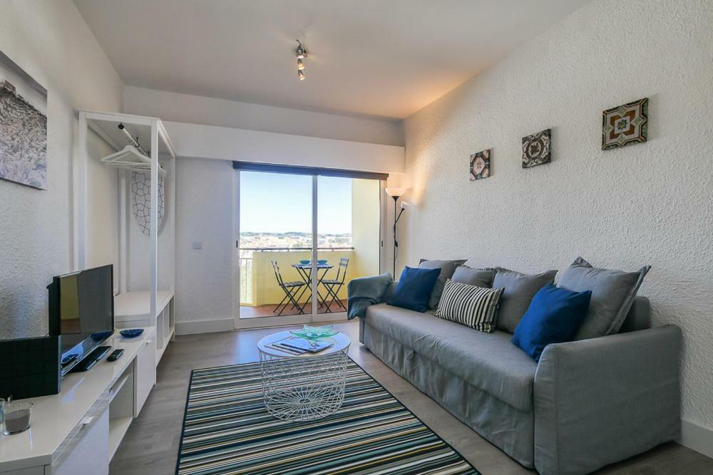 Cozy Studio With Balcony And Beautiful View Lejlighed Cascais Eksteriør billede