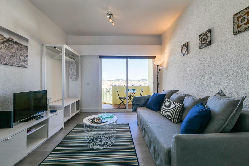 Cozy Studio With Balcony And Beautiful View Lejlighed Cascais Eksteriør billede